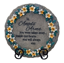 096069101314 In Angels Arms Garden stone 