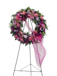 DFS242 Standing Wreath 