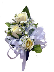 P1 Three White Sweetheart Rose Corsage 